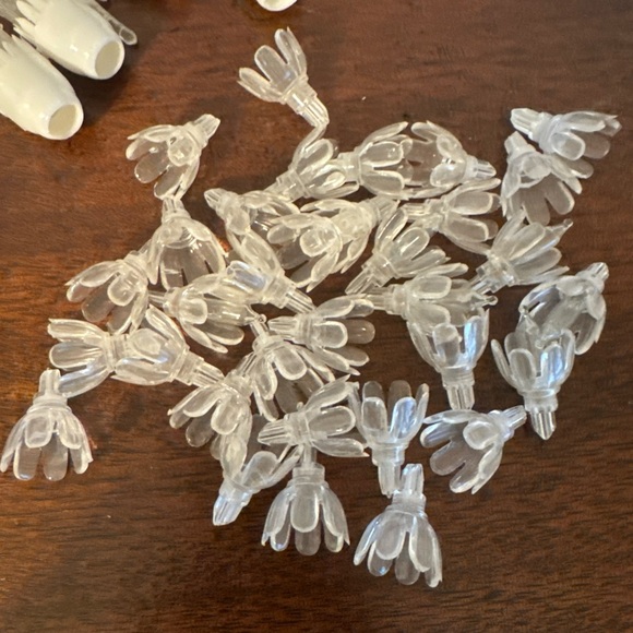 LOT OF 55 Vintage Christmas Light Cover Reflector:Icicles,Flowers Blooms & Star - Picture 8 of 13